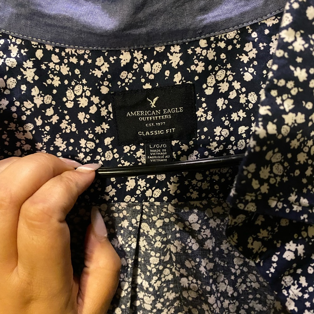 Men’s small floral print button down dress shirt